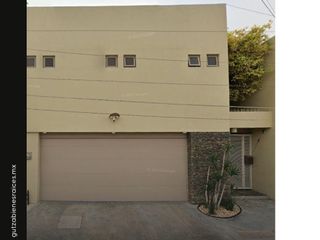 Casa en  venta en Torreón, Coahuila. Col. La Hacienda Residencial. C.P. 27276 Calle Paseo de la Espuela