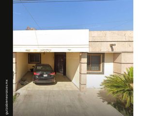 Casa en venta en Los Mochis, Sinaloa. Col. Saky Muez C.P.  81240 Calle Privada San Jeronimo