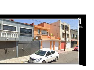 Casa en  Remate en Norte 17, col Nueva Vallejo, Gustavo A. Msdero, CDMX
