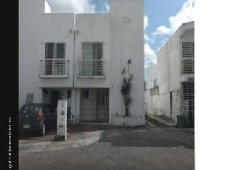 Casa en Remate Hipotecario Residencial Villa Marino Cancún