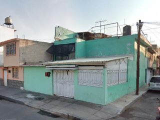 Casa de 2 pisos es Esquina en Remate Col. Providencia, Gustavo A Madero