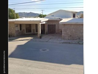 Casa en Venta, Ubicada en San Idelfonso 401, La Fuente, 27290 Torreón, Coah.