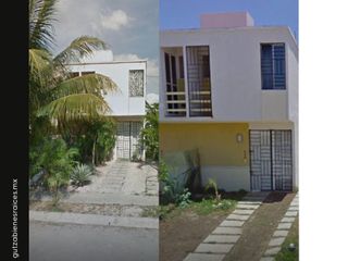 dCasa en venta en Quintana Roo, Solidariad. Playa del Carmen. Col. Villas Rivera. C.P. 77724 Calle Río Jurena