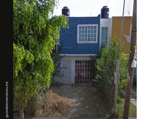 Casa en venta en León, Guanajuato. Col. Valle del Real. C.P. 37545 Calle Real de Durango