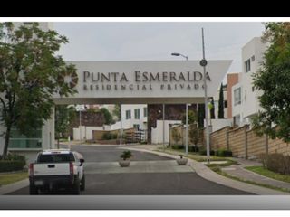 Casa en REMATE en Punta Esmeralda