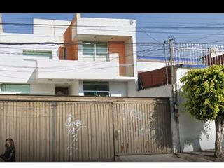 Casa en Lomas de Tarango Remate Bancario sólo efectivo