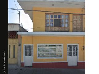 Casa en  Remate Bancario, Francisco I. Madero. Col. Centro. Orizaba, Veracruz.