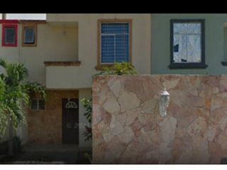 Casa en  Remate Bancario en Calle Valle de Litchi, Col. Los Encantos, Bahía de Banderas, Nayarit.