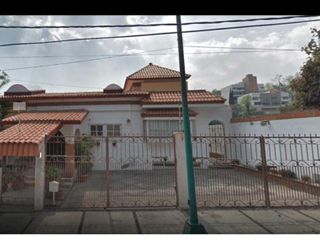 Casa en Heroes de Revolucion, Casa de 2 pisos con Jardin en Remate Bancario, Naucalpan