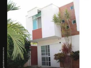 Casa en condominio en  Playa Azul Solidaridad Quintana Roo en Remate