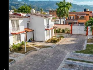 Casa en condominio Fraccionamiento los Sauces Puerto Vallarta Jalisco en Remate
