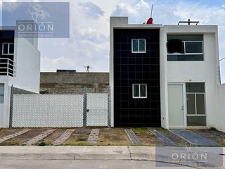 Casa renta  La vida libramiento Sur poniente Corregidora Queretaro