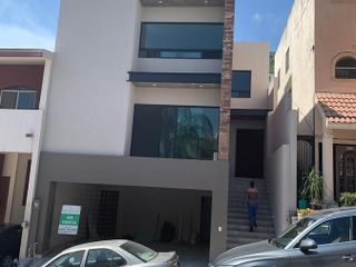 Casa en venta en Satélite Acueducto, Monterrey