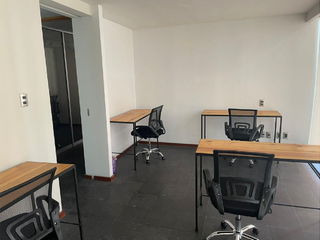 Oficina en Puebla Centro para 6 personas con servicios incluidos