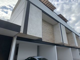 Townhouse en RENTA en Makena, Temozón Norte