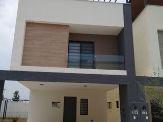 CASA EN VENTA EN ZONA DOMINIO CUMBRES GARCÍA  NUEVO LEON