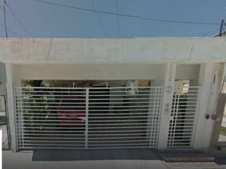 Casa en  Remate Bancario; Constelación Osa Mayor, Col. Santa Rita, Carmen, Campeche.