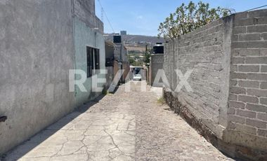 VENTA CASA CON LOCAL LOS OLVERA