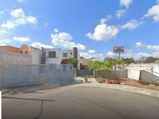 Casa en Remate Bancario; Calle 86, Col. Residencial Pensiones VII,  Mérida, Yucatán.