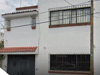 Casa en Remate Bancario en Prado Churubusco