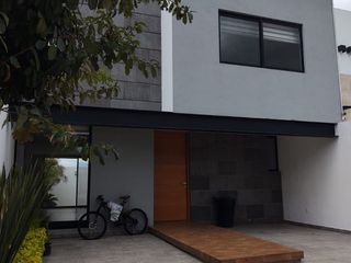 Casa renta en Fraccionamiento Sierra Nogal