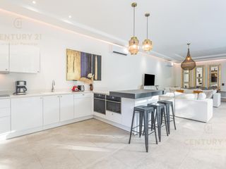 Casa 4 Recamaras en Venta Aldea Zama | Arquitectura Moderna Cerca de la Playa | P4005