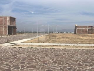 Terreno en Venta en Fracc Loma Aeropuerto, Silao de la Victoria, Gto. M10 L14 frente al Aeropuerto