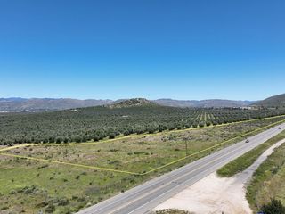 Inversión en Entrada a Sassi del Valle, VENTA de 3.27 Ha y 680 m de Carretera