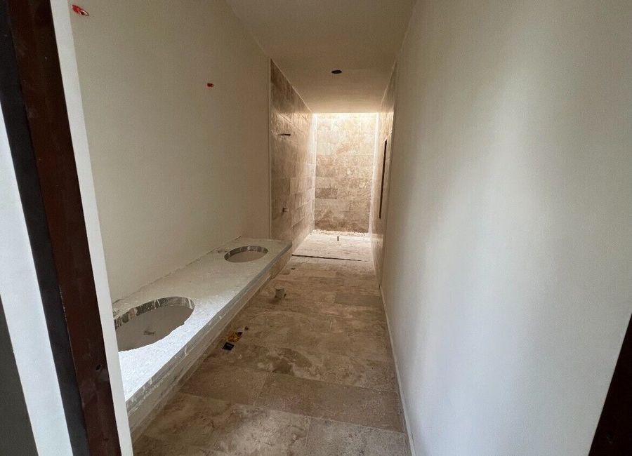 HERMOSA CASA LISTA PARA ESTRENAR DE UNA PLANTA , PRIVADA RESIDENCIAL ...