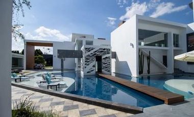 RESIDENCIA DE LUJO EN VENTA OPORTUNIDAD, ATLIXCO, PUEBLA