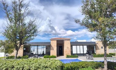 Casa en Capital Sur. Alberca
