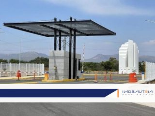 IB-QU0302 - Terreno Industrial en Venta en Querétaro, 1,800 m2.