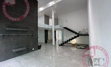 Casa de Lujo en Venta en Cerrada San Miguel, Aguascalientes