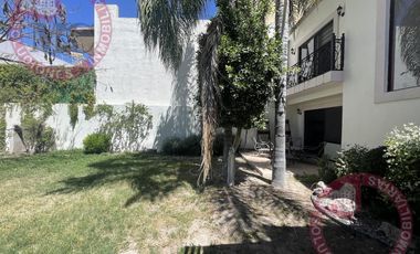 Casa de Lujo en Venta Condominio Rinconada Bosques al norte de Aguascalientes