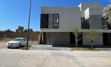 CASA EN VENTA COTO BOSQUETTO