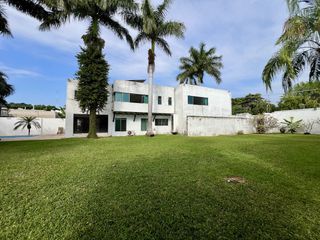 Casa en Venta en Col. México Norte con Amplio Terreno, con Paneles Solares