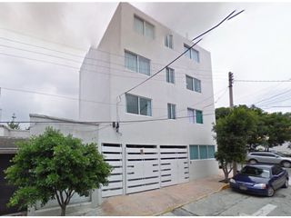 Edificio en Remate en Periodista, F-490