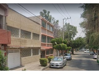 Casa en Remate en Torielo Guerra, F-1951