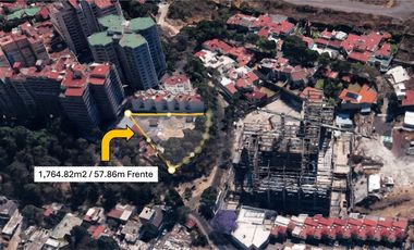 Terreno en Venta (Uso Habitacional) / Fuentes del Pedregal - Tlalpan