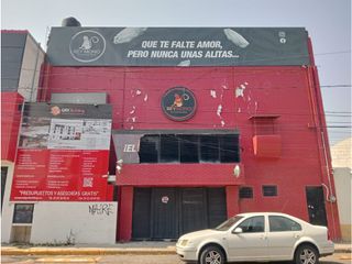 BODEGA CON OFICINAS EN PLAZA DORADA