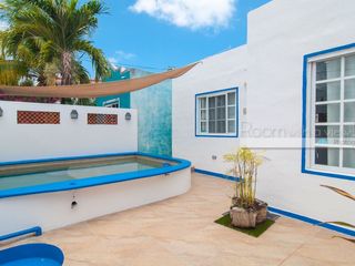 Casa J