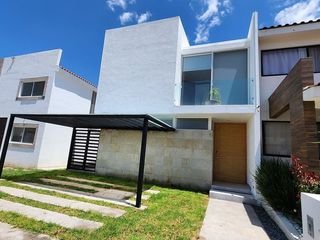 Casa en venta en condominio Las Plazas, al norte de Aguascalientes