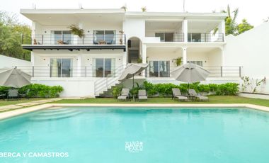 En venta Casa en  La Punta Zicatela, Puerto Escondido, Oaxaca