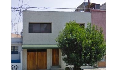 Casa en Remate en Narvarte Pte, FG-2010