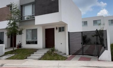 CASA EN VENTA ARGU 4 ZAKIA QUERETARO