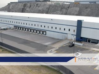 IB-EM1907 - Bodega Industrial en Renta en San Martin Obispo, 23,776 m2.