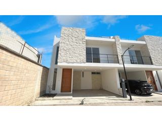 Casa En Venta Carcaña, Explanada, Momoxpan