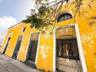 CASA EN VENTA MERIDA, CENTRO BARRIO SANTIAGO, IDEAL PARA HOTEL BOUTIQUE.