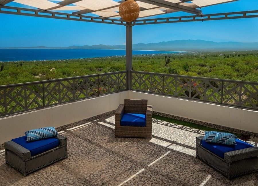 CASA CON VISTA AL MAR EN VENTA EN EL SARGENTO BCS | Lamudi.com.mx
