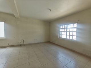 🏢 Consultorio / Oficina en renta — 32 m²